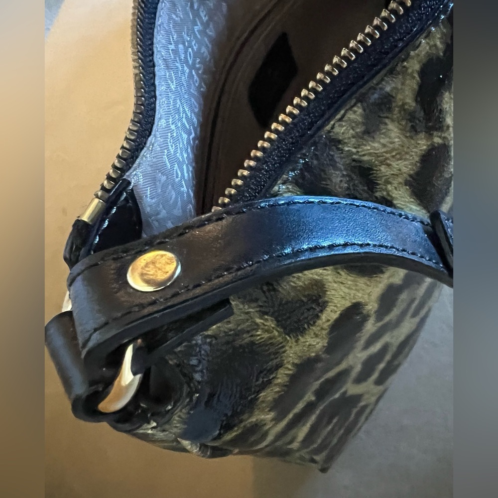 Kate Spade β οΈ New York Patent Leather Leopard Print Crossbody Bag πππ€π€π©Άπ€β¨ - Picture 6 of 9